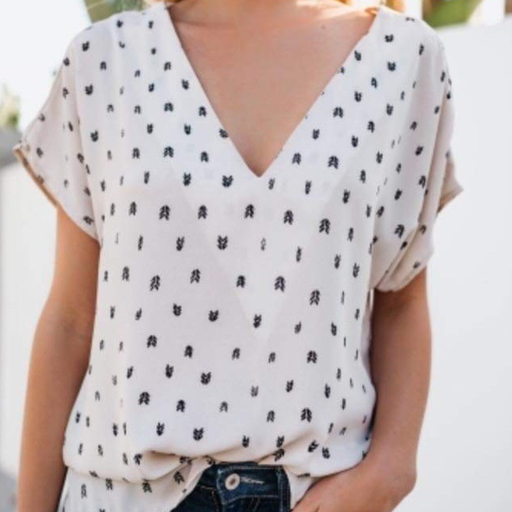 VICI Arrow Printed Top